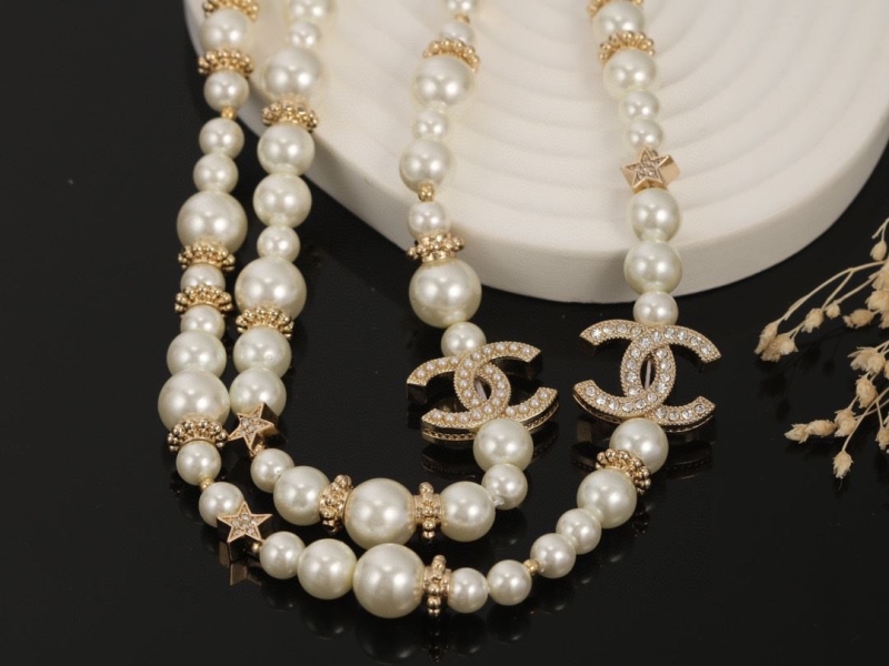 Ch**el necklaces
